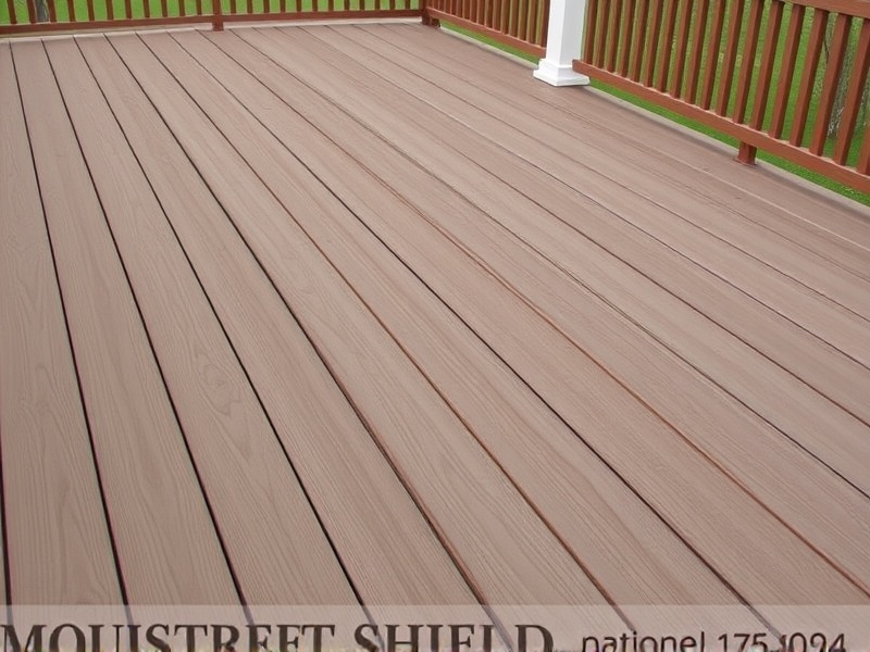 Cost-Benefit Analysis of 1x5.5x16 Moisture Shield Composite Decking